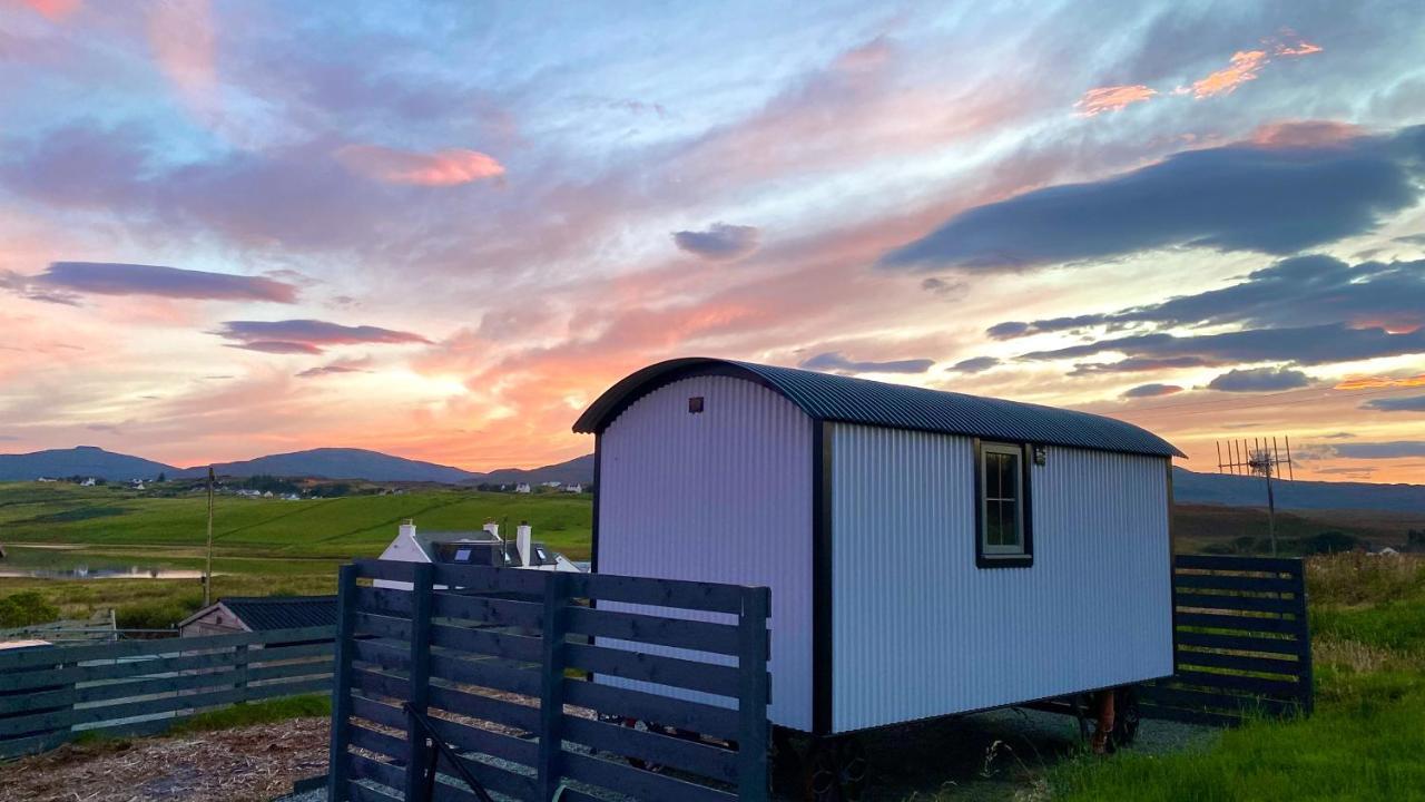 Shepherds Hut Lonmore Exterior photo